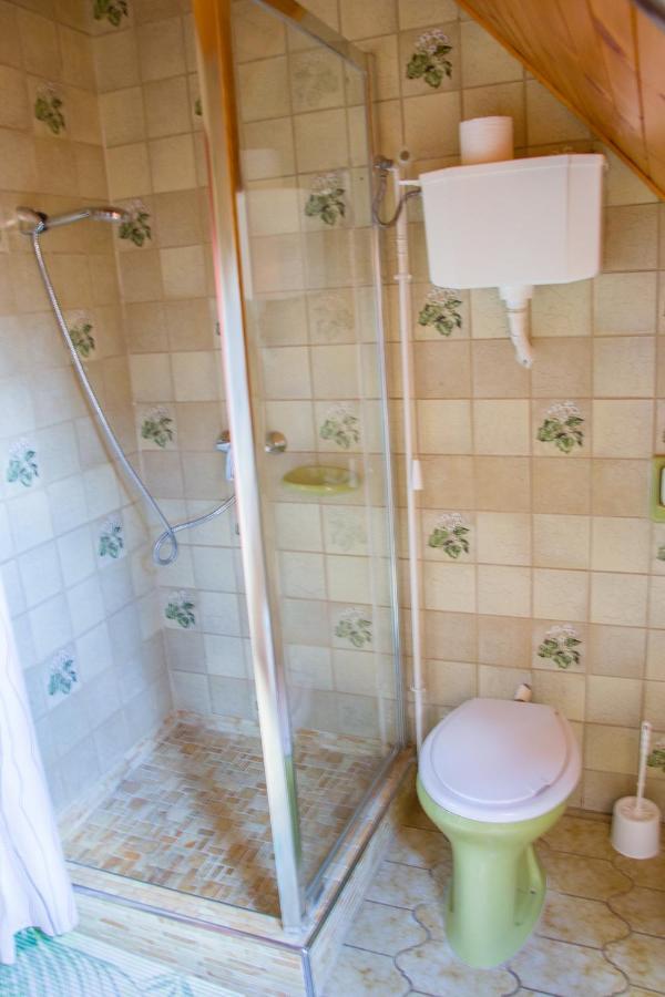 Huszar Vendeghaz Apartment เออร์เวนเยช ภายนอก รูปภาพ